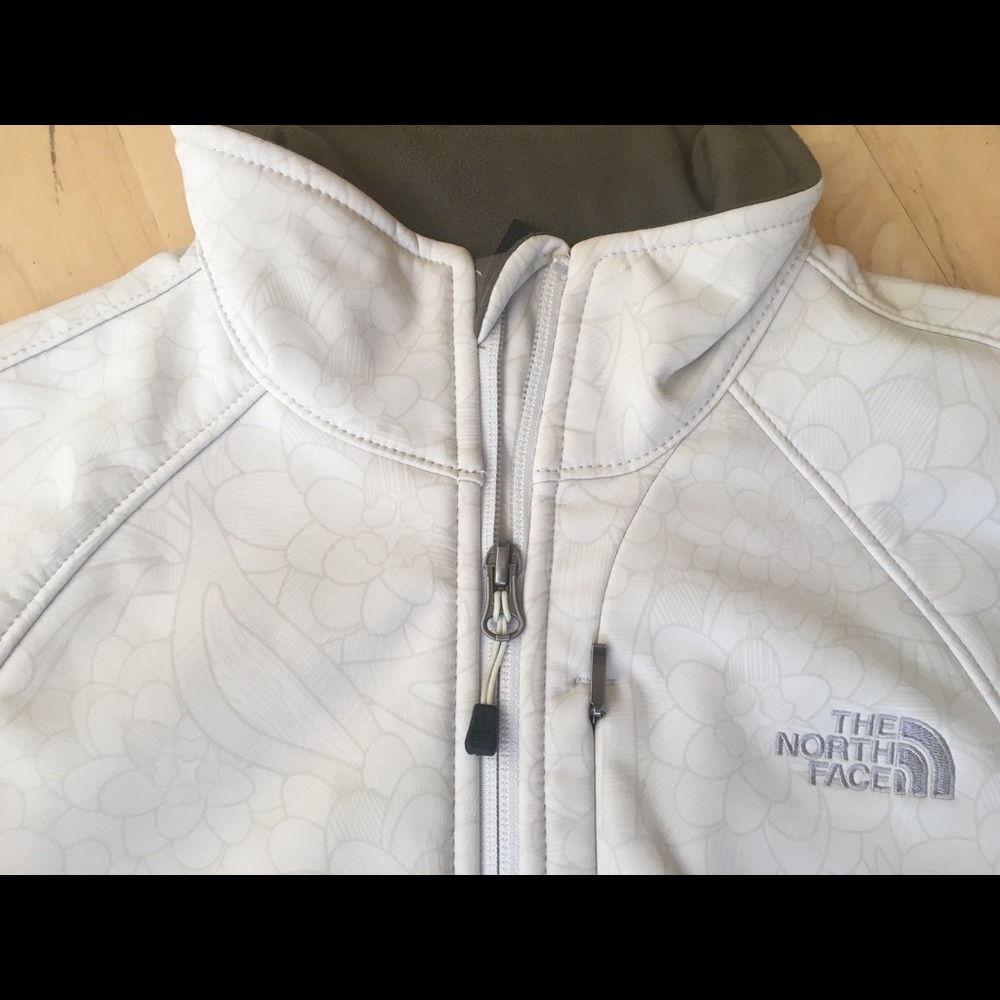 Women’s North Face Apex Jacket (Size S)